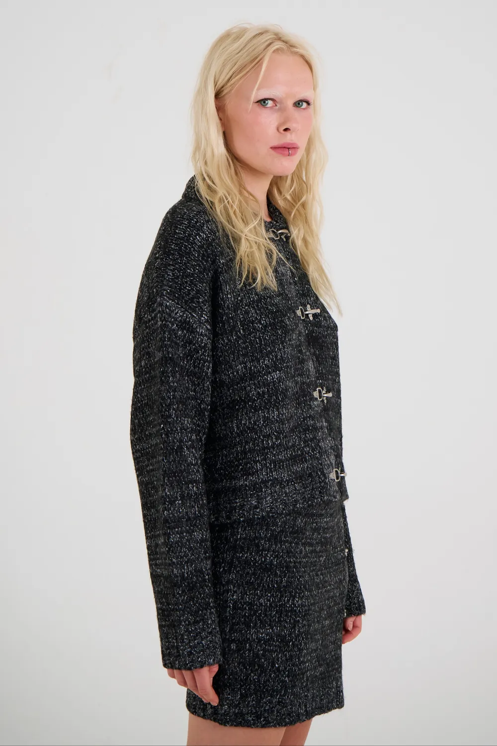 THE RAGGED PRIEST Granite Spacedye Buckle cardigan grå