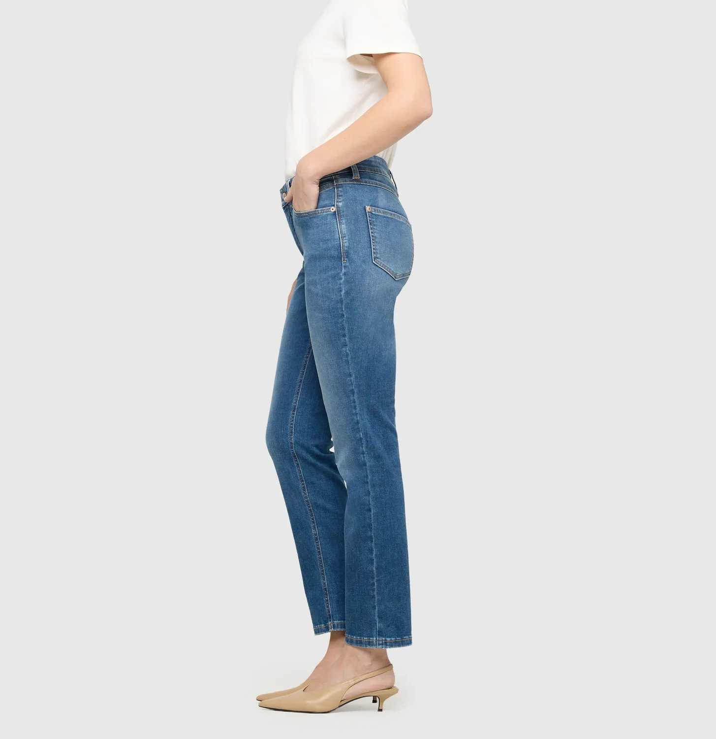 MAC Melanie 5040-90-0387 straight jeans mellemblå stretch