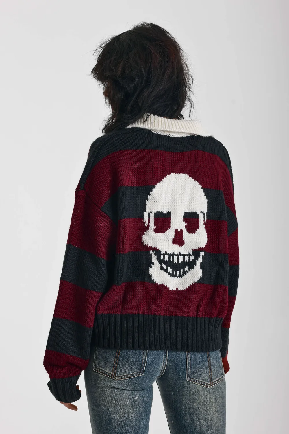 The Ragged Priest Trophy Stripe Skull rugby strik bordeaux