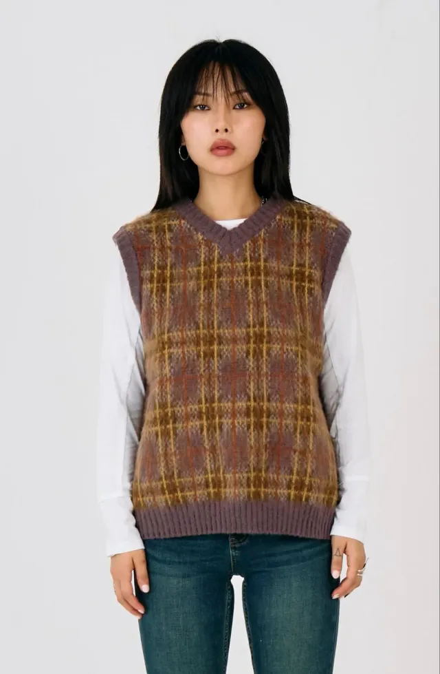 The Ragged Priest Civilian strikvest lilla gul ternet
