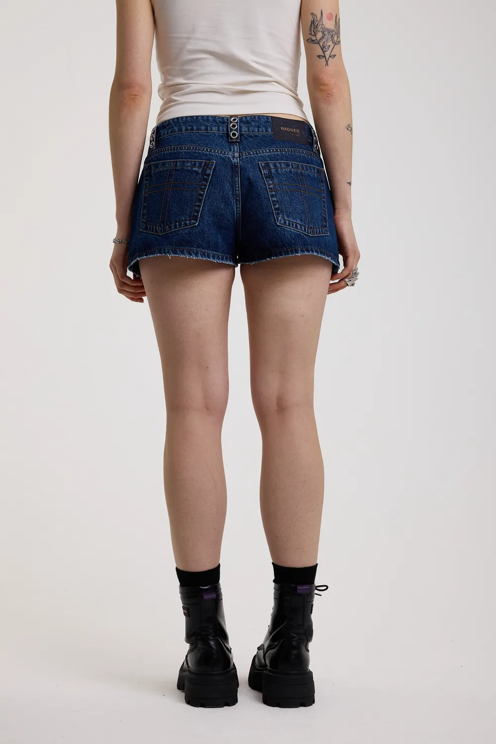 THE RAGGED PRIEST Solstice denimshorts rinse snøre