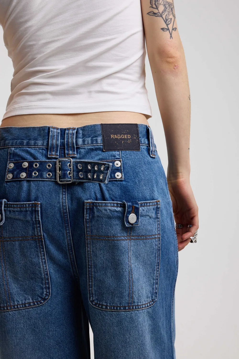 THE RAGGED PRIEST Bound Baggy Cinch Hardware jeans blå