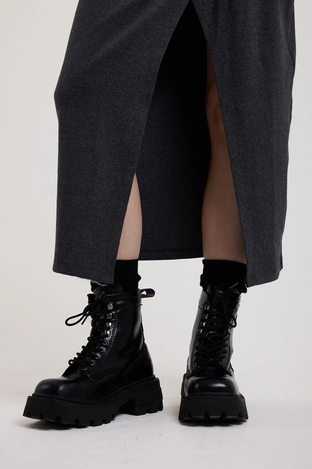 The Ragged Priest Barrell Hardware Wrap midi kjole grå